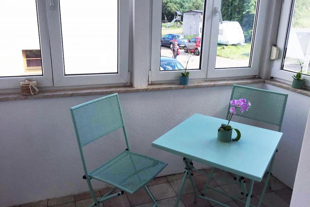 22B Grosse Wohnung Mit Balkon, Smarttv Und Wlan Korb Exterior photo